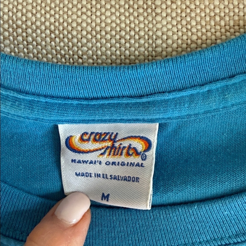 Crazy Shirts Graphic Design from Hawaii, EUC, Medium - Picture 5 of 6
